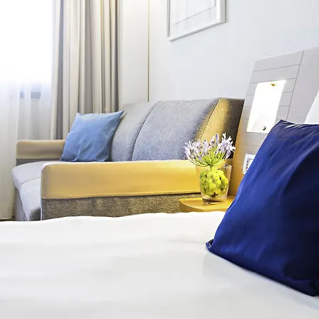 Novotel Vieux Port Hotel Marseille