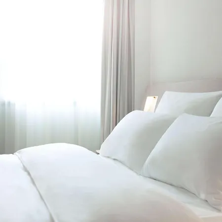 Novotel Vieux Port Hotel Marseille