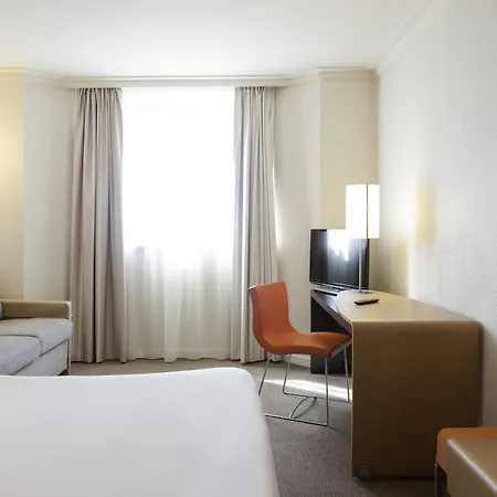 Novotel Vieux Port 4* Marsiglia