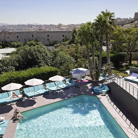 Hotel Novotel Vieux Port 4*